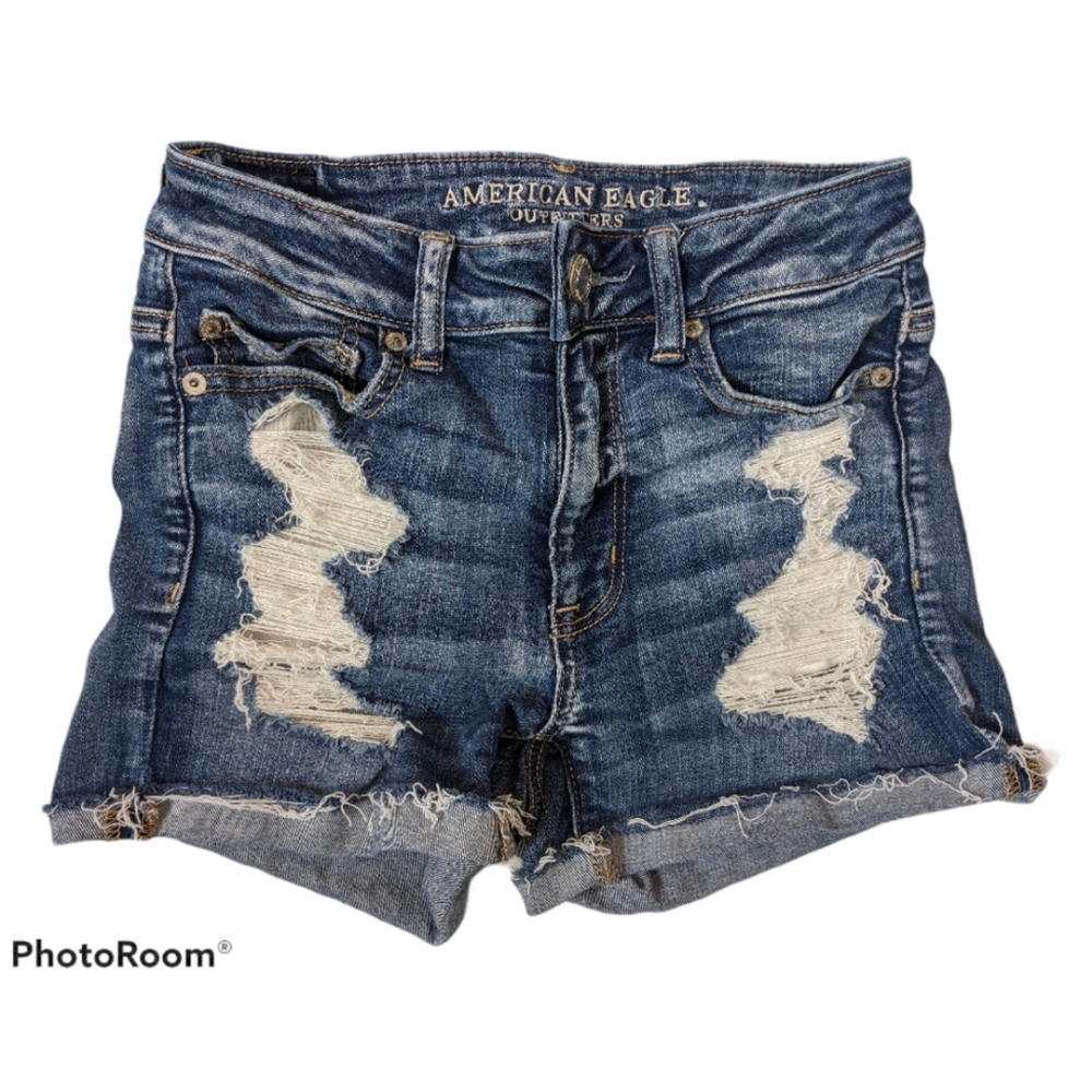 American Eagle Outfitters Women's Shorts Size 2